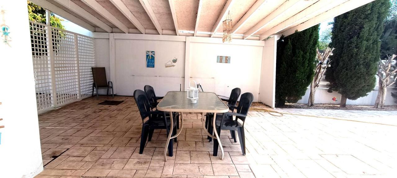 Colonial Villa 32 Perivolia Bagian luar foto